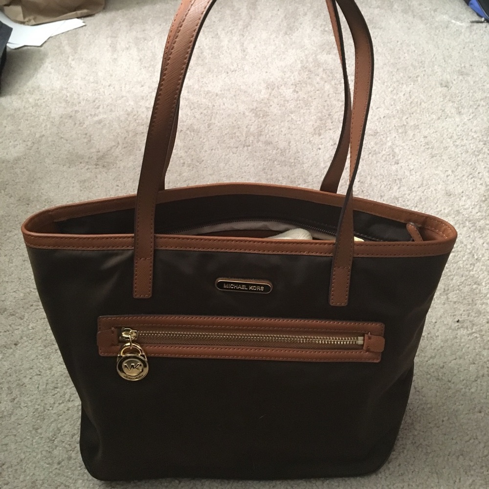 NWOT Michael Kors Small Kempton Nylon Handbag